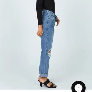 HAYDEN KNEE RIP JEANS MID WASH DENIM